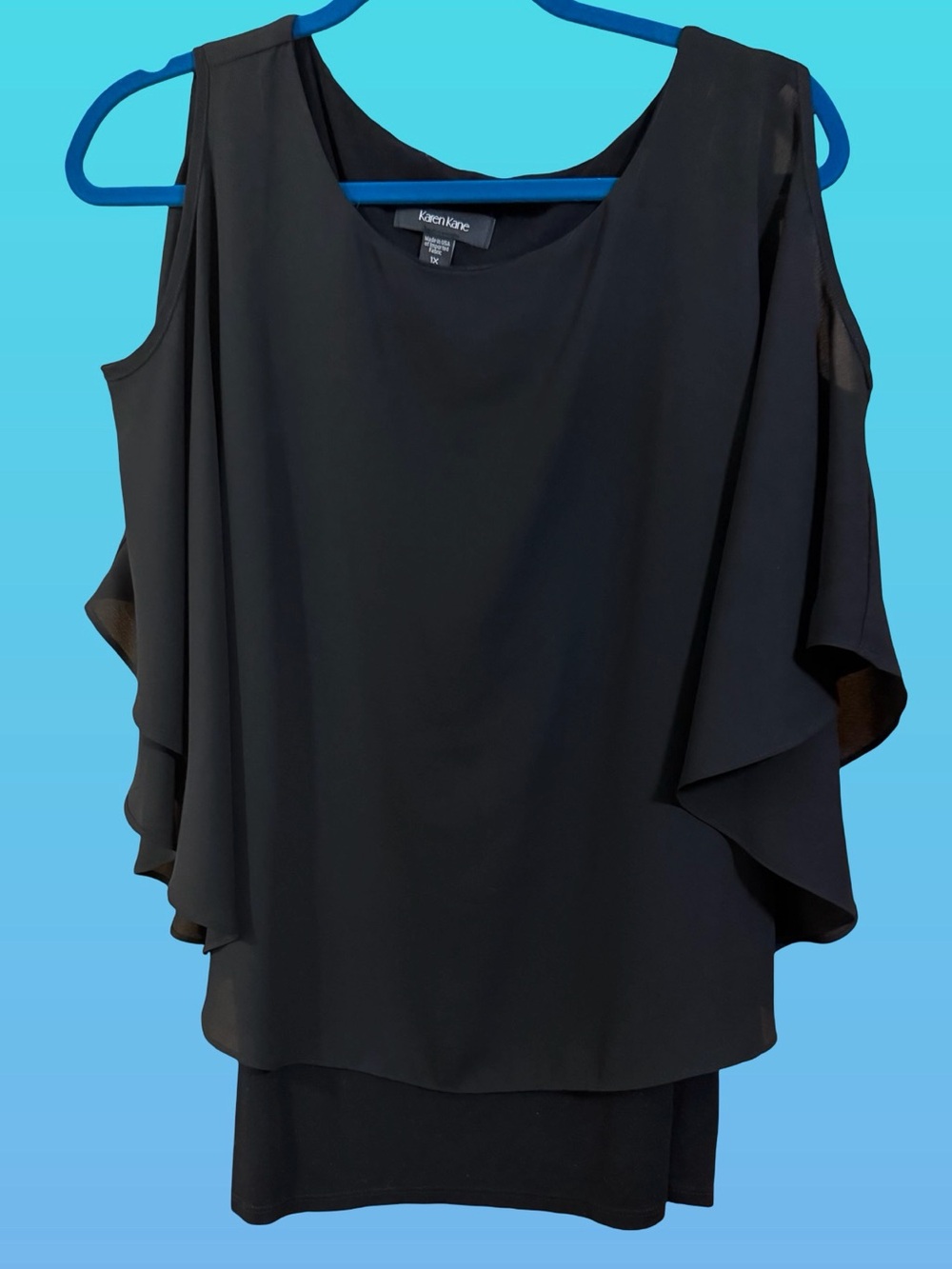 Karen Kane black layered cold shoulder top 1x